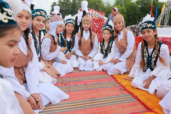 В Оше прошел конкурс национальных традиций и обрядов кыргызского народа - Sputnik Кыргызстан