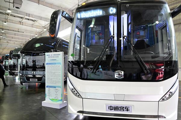 500 автобус быйыл, калганы 2024-жылы алып келинет. - Sputnik Кыргызстан
