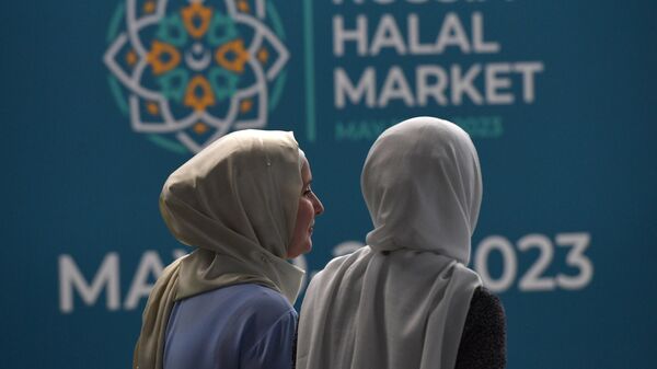 Гости форума на ярмарке халяль индустрии Russia Halal Market - Sputnik Кыргызстан