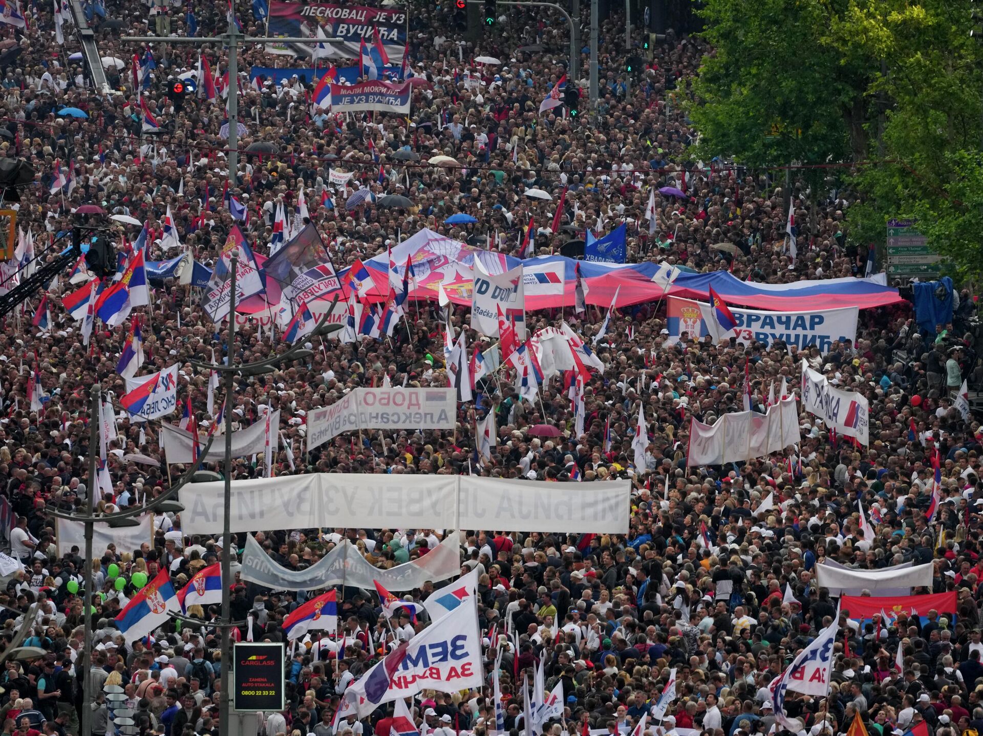 Сербия на сегодняшний день. Митинги в Сербии 2022. Цветная революция в Сербии. Митинг. Сербия столица Белград.