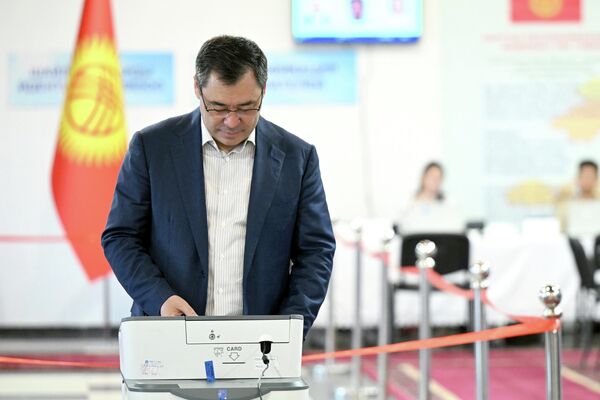 В выборах участвуют 29 кандидатов. - Sputnik Кыргызстан