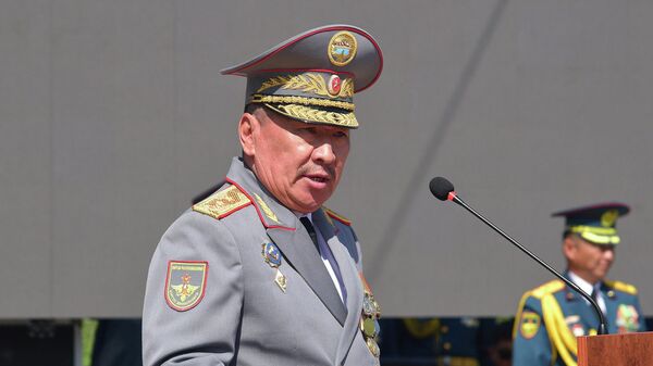 Министр обороны Кыргызстана Бактыбек Бекболотов. Архивное фото  - Sputnik Кыргызстан