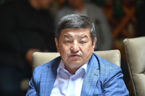 Жапаров провел переговоры с акционерной финансовой корпорацией (АФК) &quot;Система&quot; - Sputnik Кыргызстан