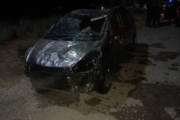 Трое подростков на автомобиле упали в канал в Оше и погибли - Sputnik Кыргызстан