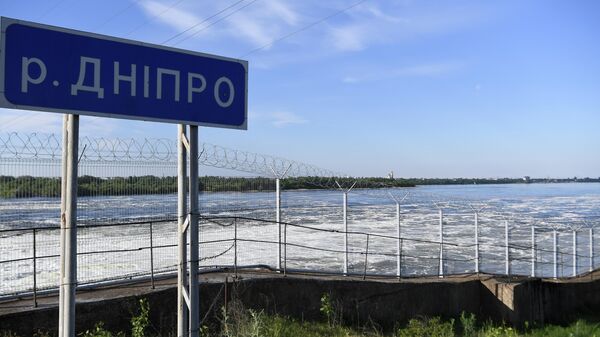 Каховская гидроэлектростанция в Херсонской области - Sputnik Кыргызстан
