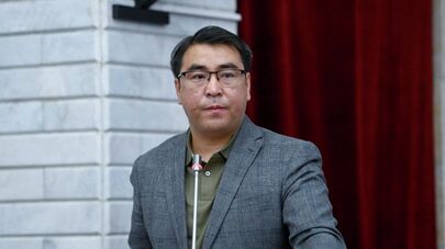 Депутат Жогорку Кенеша Жанар Акаев