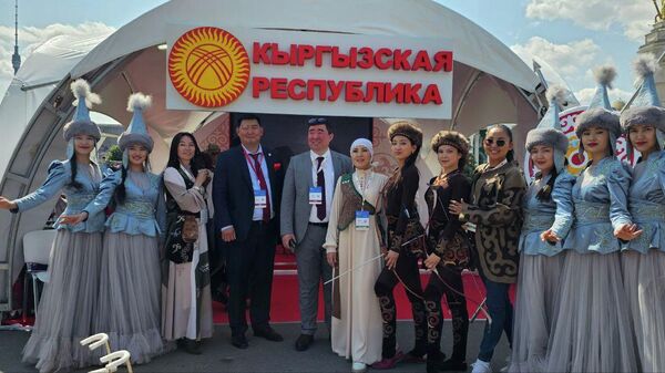 Открытие выставки Кыргызстана на туристическом форуме Путешествуй в Москве  - Sputnik Кыргызстан
