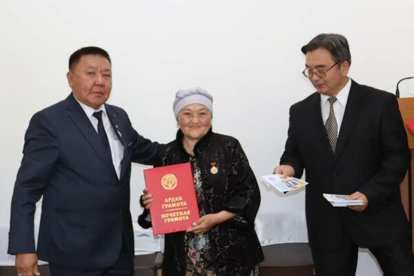 Эл каттоо өнөктүгүнүн жыйынтыгында Нарын облусунун калкынын саны 308 348 адамга жетип, акыркы 12 жылда 14 миң 37 адамга көбөйдү - Sputnik Кыргызстан