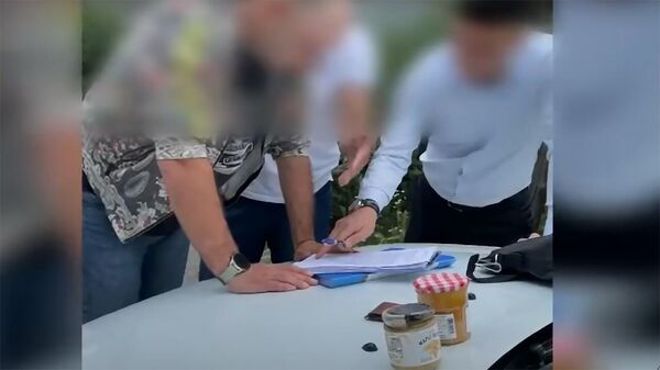 Из США в Бишкек через почту отправляли гашишное масло — видео - Sputnik Кыргызстан