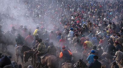 Национальное состязание "Аламан улаке" в Кыргызстане