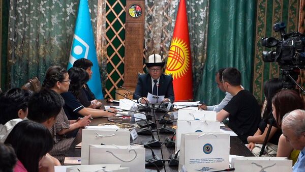 Бишкек менен Ысык-Көлдө Дүйнөлүк эпос айтуучулардын биринчи форуму өтөт - Sputnik Кыргызстан