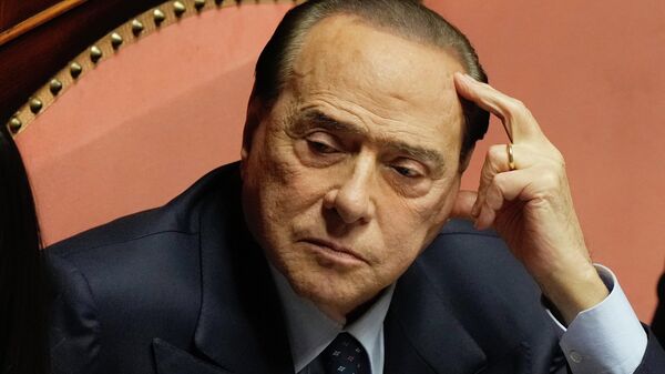 Италиянын экс-премьер-министри Сильвио Берлускони. Архив - Sputnik Кыргызстан