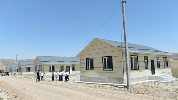 Достроенные жилые дома в Баткенской области. Архивное фото - Sputnik Кыргызстан