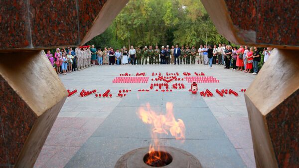 Международная патриотическая акция Свеча памяти в Оше  - Sputnik Кыргызстан