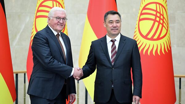 Официальная встреча президента Садыра Жапарова и президента Германии Франка-Вальтера Штайнмайера - Sputnik Кыргызстан