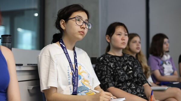 Участники Международной исследовательская школы - Sputnik Кыргызстан