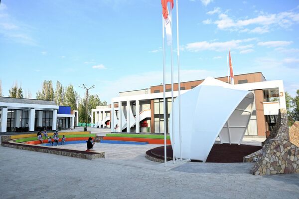 Для детей сотрудников Госкомитета национальной безопасности КР открыли новый оздоровительный центр &quot;Айкол&quot; - Sputnik Кыргызстан