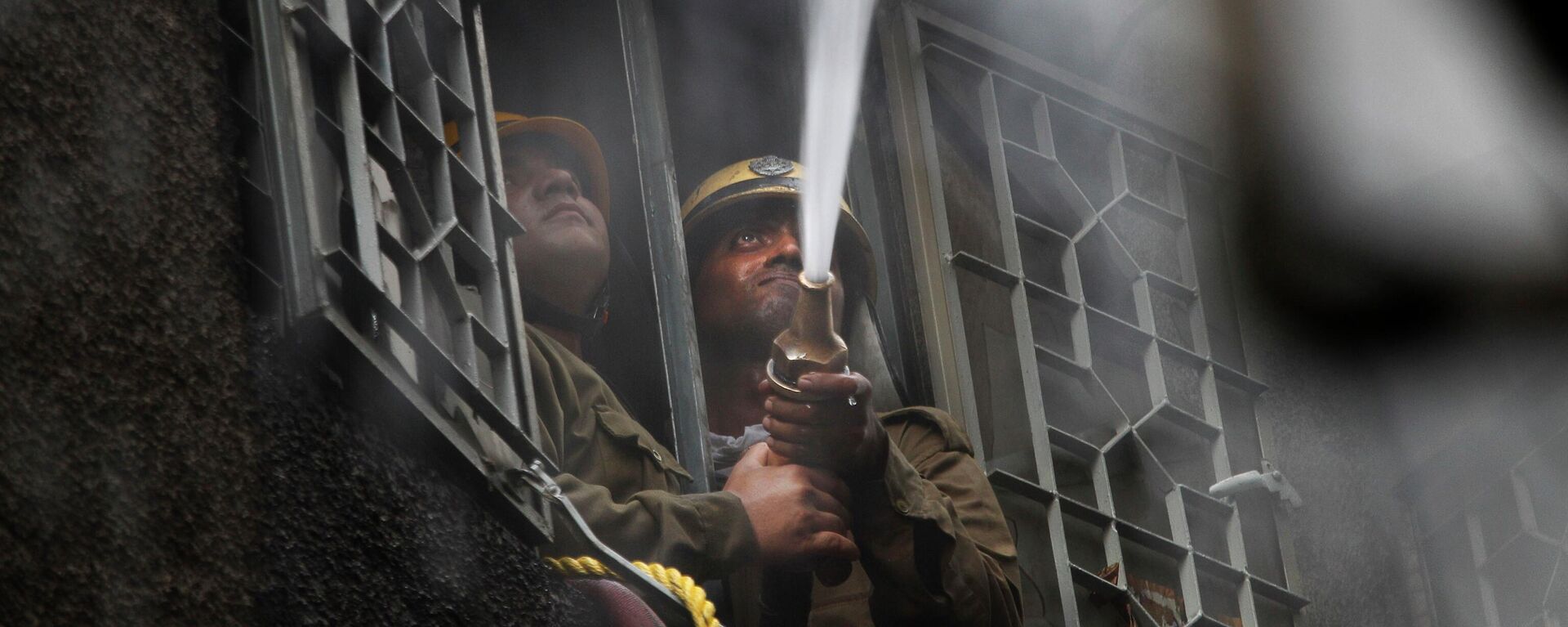Пожарные в Индии. Архивное фото - Sputnik Кыргызстан, 1920, 01.07.2023