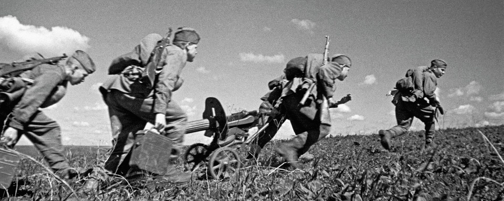 Улуу Ата Мекендик согуш  - Sputnik Кыргызстан, 1920, 20.04.2026