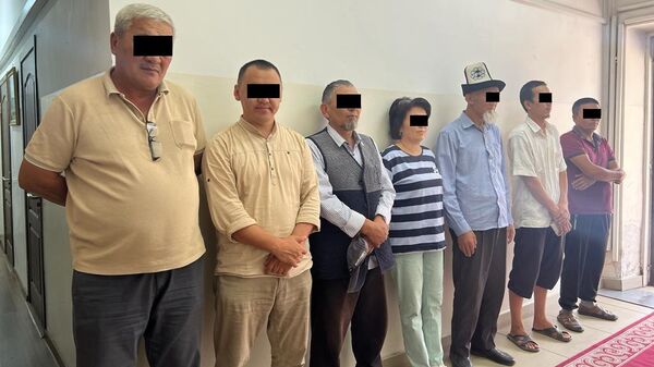Задержание членов оппозиционной партии Бутун Кыргызстан - Sputnik Кыргызстан