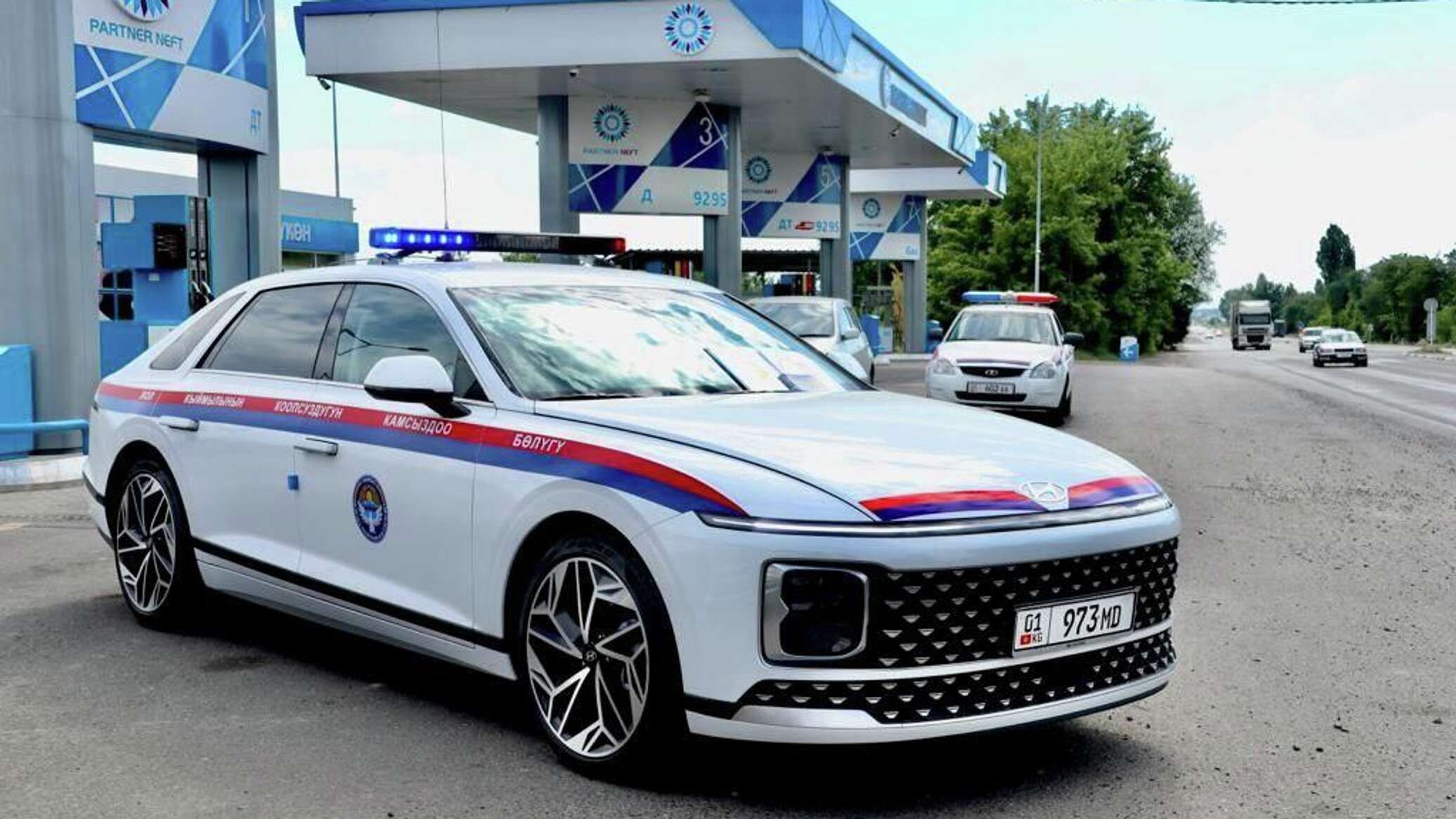 Кр автомобиля. Номера машины 799. Машина милицейская кыргызстан. С711кр197. Кр автомобиля.