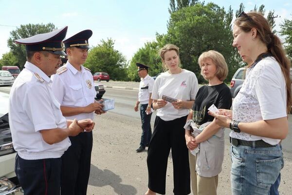 Машины задействованы в патрулировании на трассе Бишкек — Нарын — Торугарт и в Иссык-Кульской области - Sputnik Кыргызстан