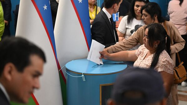 Досрочные выборы президента в Узбекистане - Sputnik Кыргызстан