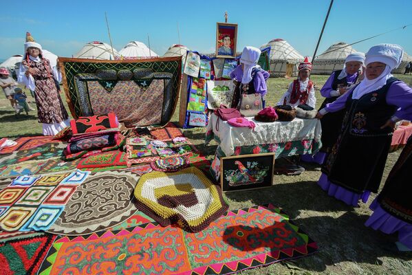 Фестиваль Happy Yurta Fest 2023 прошел на джайлоо Каркыра в Иссык-Кульской области - Sputnik Кыргызстан