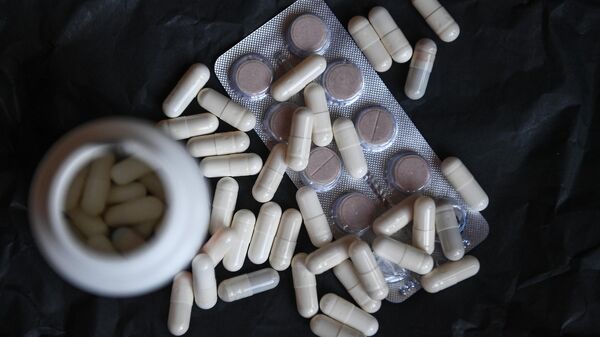Лекарства в капсулах и таблетках. Иллюстративное фото - Sputnik Кыргызстан