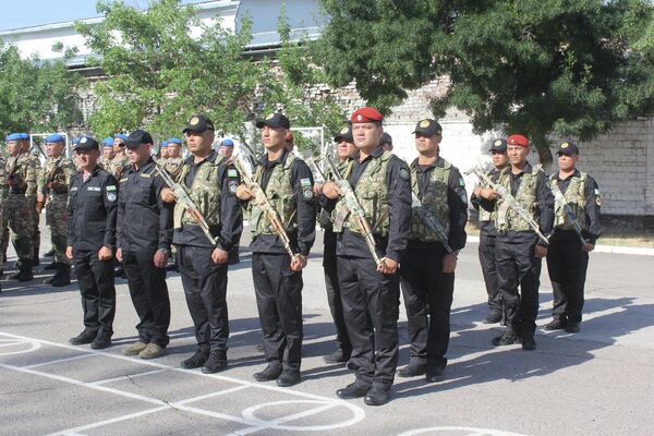 Занятия будут проходить до 2 августа на базе учебно-тренировочного центра воинской части № 20636 (&quot;Эдельвейс&quot;) - Sputnik Кыргызстан
