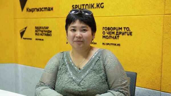 Айыл чарба министрлигинин агроөнөр жай кластерлери бөлүмүнүн башчысы Дамира Аскарбеков - Sputnik Кыргызстан