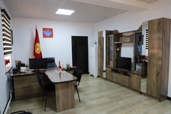 В своей речи президент подчеркнул особую роль органов ГКНБ в защите государства от внешних и внутренних угроз и сохранении его территориальной целостности - Sputnik Кыргызстан