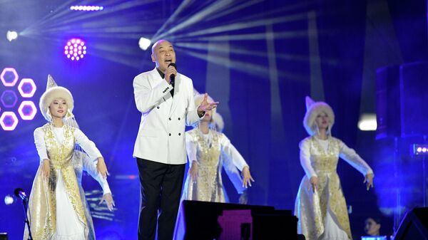Открытие грандиозного музыкального фестиваля Мейкин Азия в Чолпон-Ате - Sputnik Кыргызстан