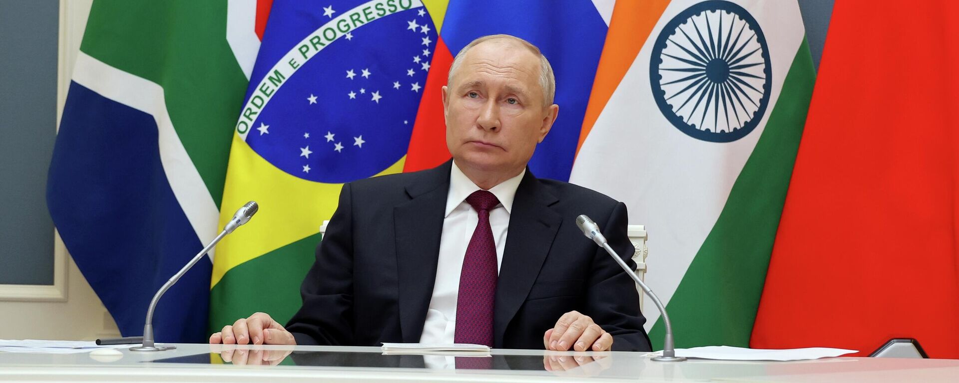 Президент РФ В. Путин принял участие в саммите БРИКС - Sputnik Кыргызстан, 1920, 23.08.2023