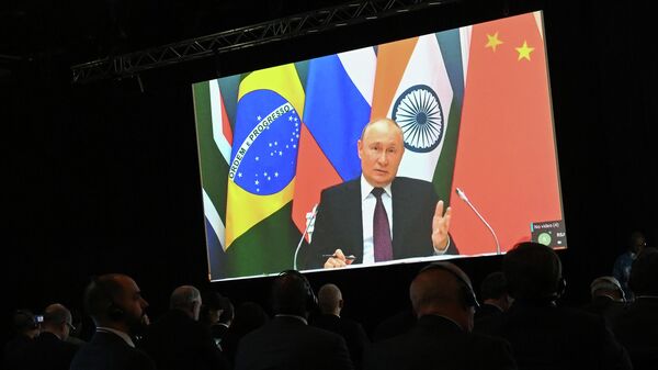 Президент РФ В. Путин принял участие в работе саммита БРИКС - Sputnik Кыргызстан