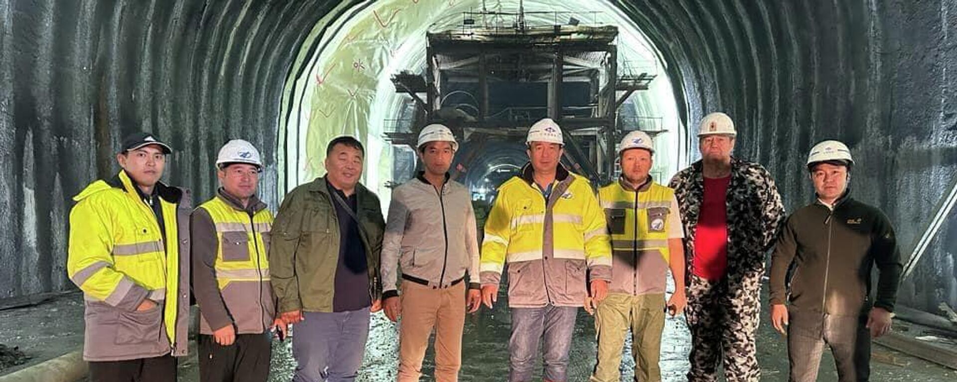 Строительство крупного тоннеля Кок-Арт  - Sputnik Кыргызстан, 1920, 29.08.2023