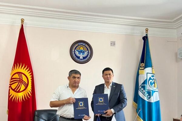 Муниципалитет и частная компания подписали договор о государственно-частном партнерстве (ГЧП). - Sputnik Кыргызстан