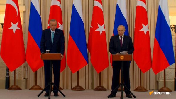 Путин и Эрдоган дают пресс-конференцию по итогам встречи в Сочи - Sputnik Кыргызстан