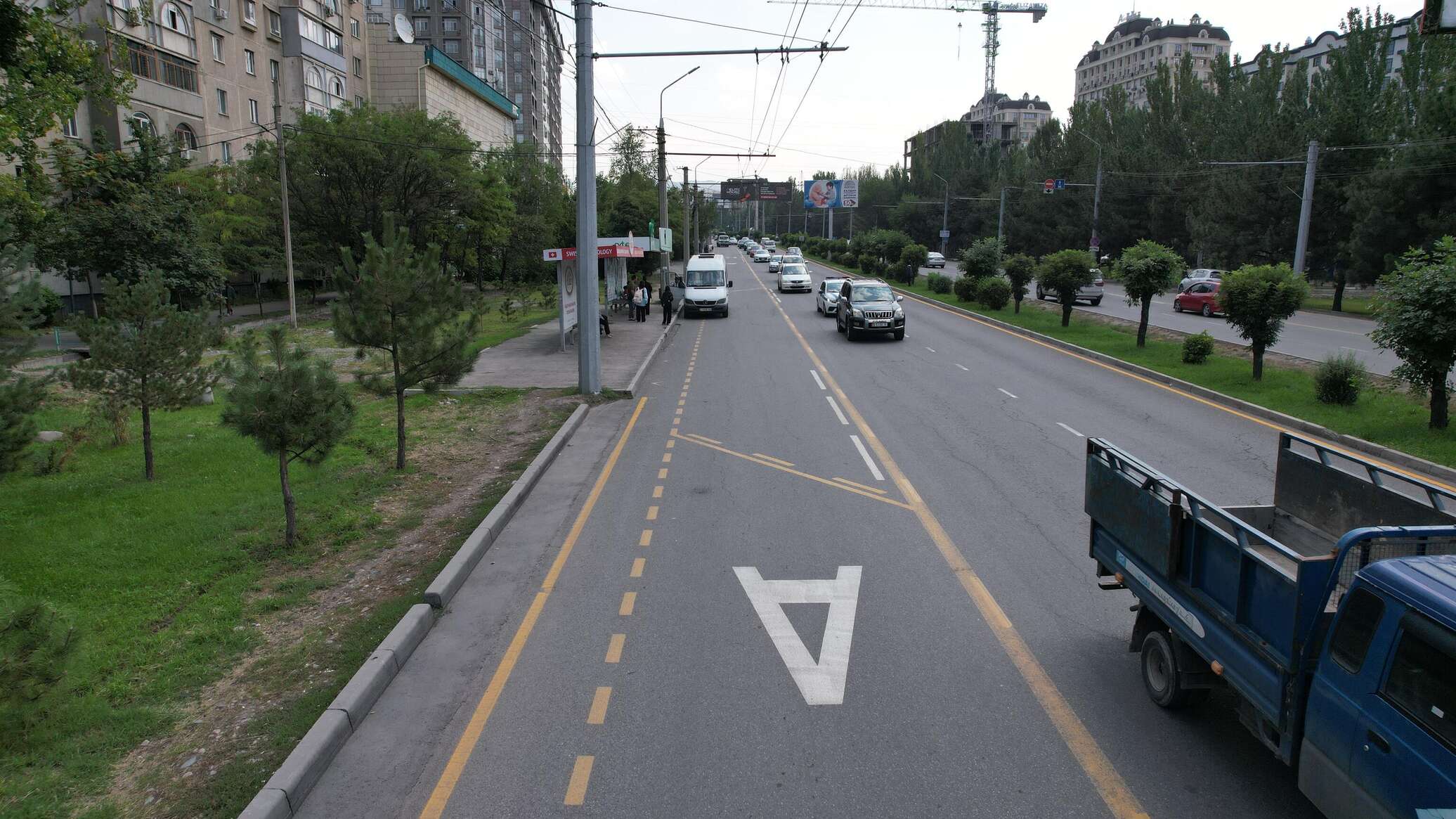 Отдельные полосы для автобусов внедрят во всех областных центрах Кыргызстана