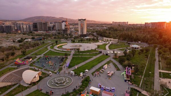 Парк имени Гейдара Алиева в Бишкеке - Sputnik Кыргызстан