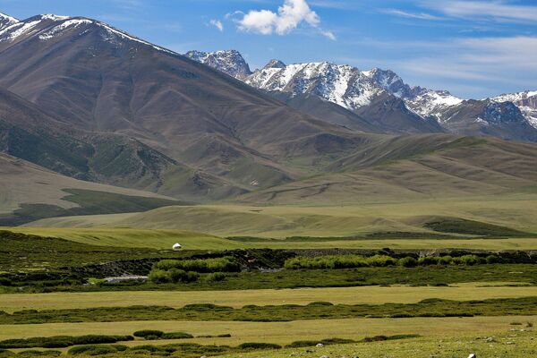 Юрта чабана в Суусамырской долине - Sputnik Кыргызстан