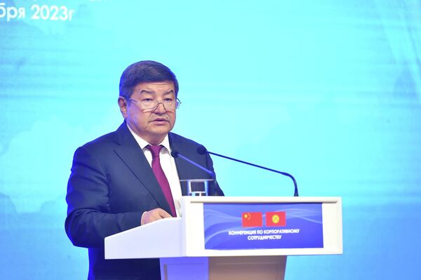 В открытии мероприятия участвовали глава кабмина Кыргызстана Акылбек Жапаров и секретарь парткома провинции Шаньдун Линь У - Sputnik Кыргызстан