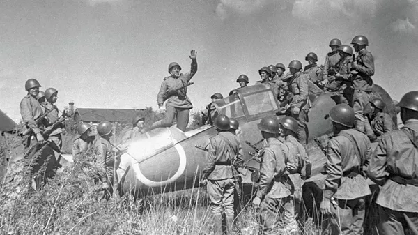 Советтик-япондук согуш учурунда Кызыл Армиянын япон аскерлерине каршы согуштук операциясы.Архивдик сүрөт - Sputnik Кыргызстан