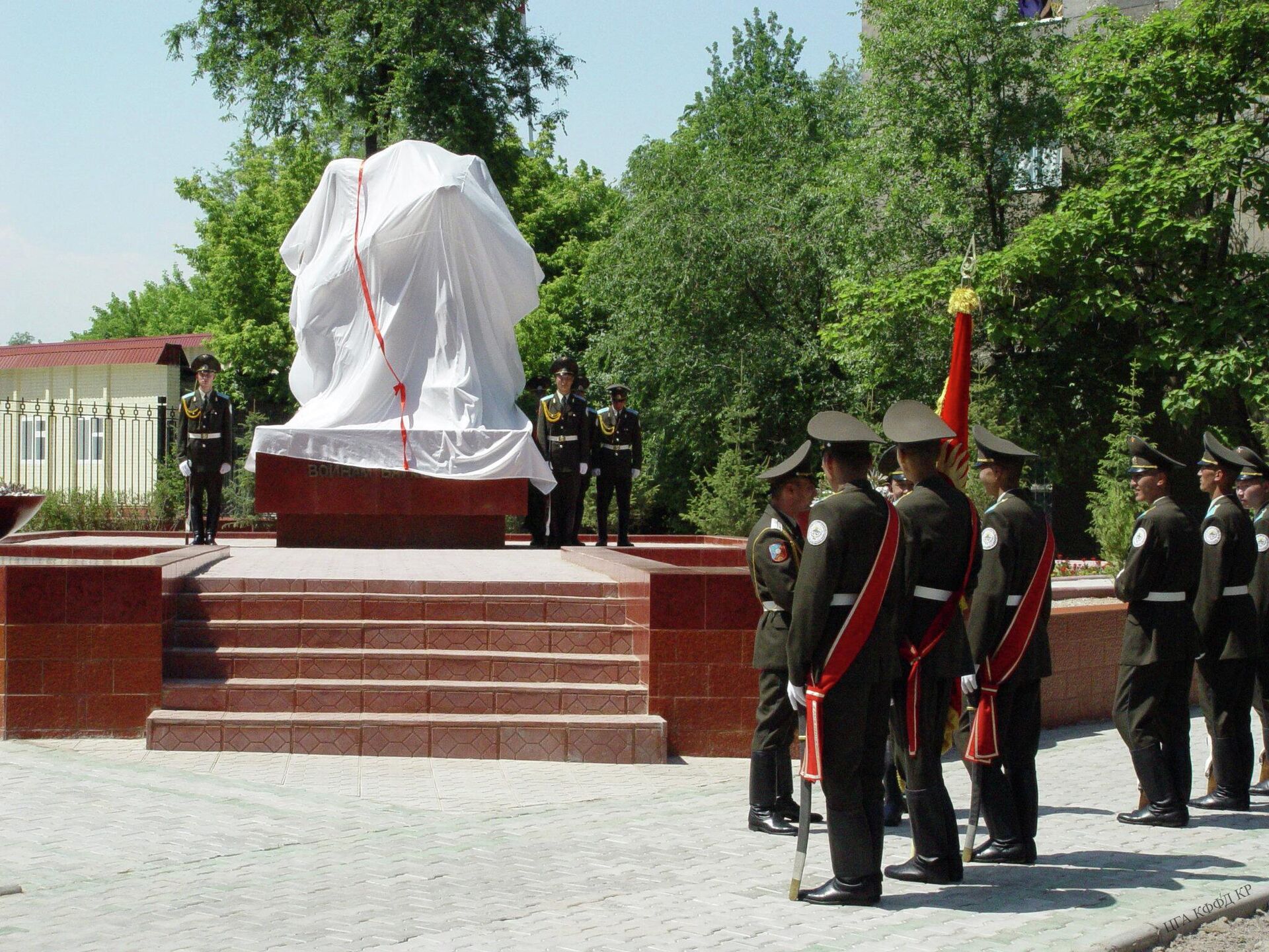 Открытие памятника воинам, погибшим в Баткенском конфликте в 1999-2000 годах - Sputnik Кыргызстан, 1920, 12.09.2023