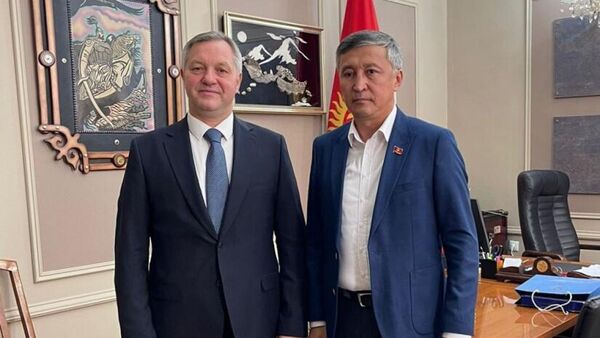 Обсуждение подготовки к осенней сессии МПА СНГ в Бишкеке  - Sputnik Кыргызстан