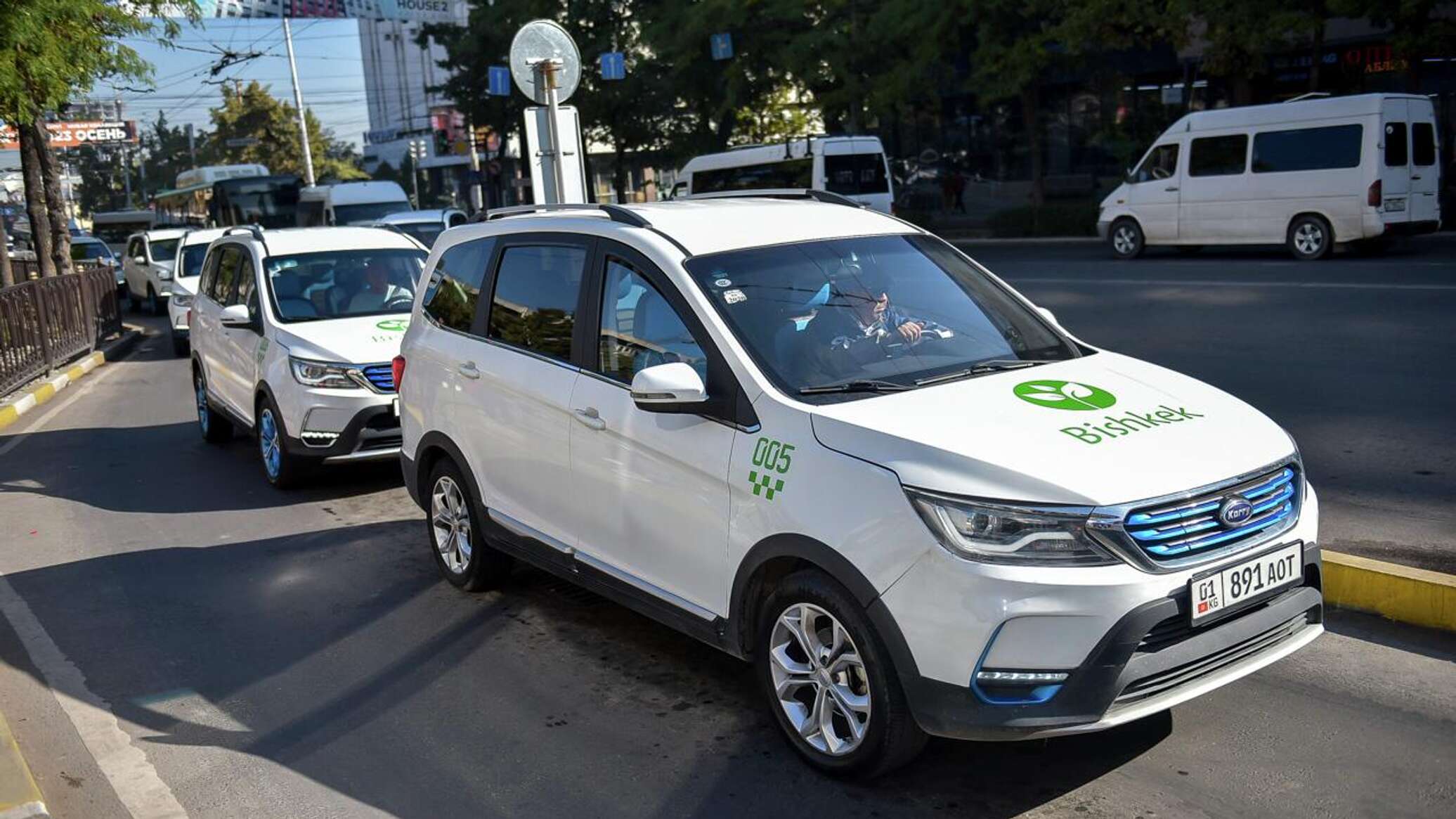 Эко кыргызстан. Эко такси. Такси Бишкек. Эко такси Душанбе. Eco Taxi uzb.