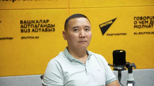 Хирург, эндоскопист Талгатбек Абдыкадыров - Sputnik Кыргызстан