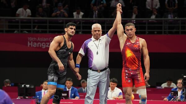 Акжол Махмудов завоевал золотую медаль на Азиатских играх в Китае - Sputnik Кыргызстан