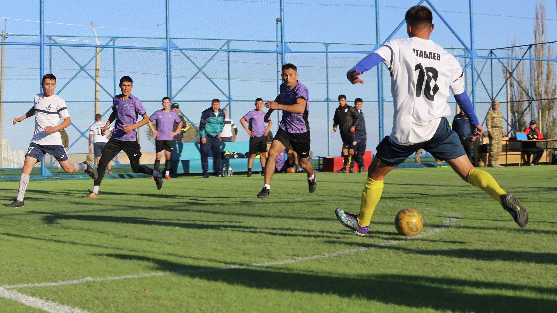 Турниры по футболу и волейболу в рамках учений ОДКБ  - Sputnik Кыргызстан, 1920, 10.10.2023