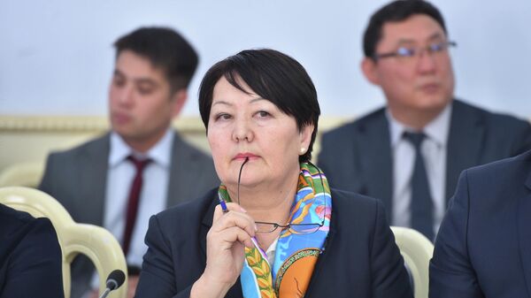 Министр образования и науки КР Догдуркул Кендирбаева - Sputnik Кыргызстан